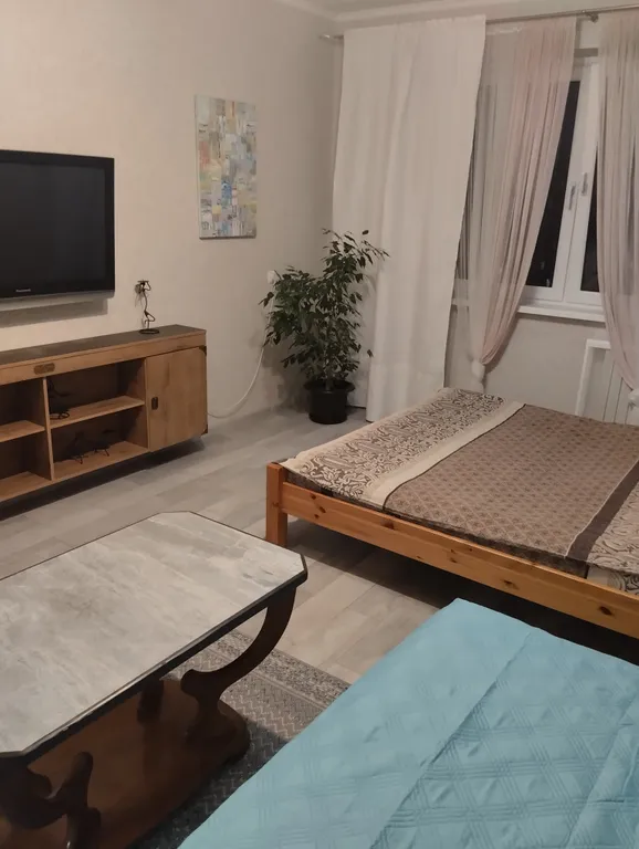 Уютная квартира не далеко от центра города (спальный район)