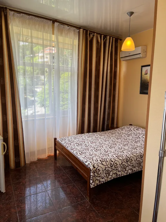 Квартира Уютный номер с видом на горы — аренда посуточно в Ялта