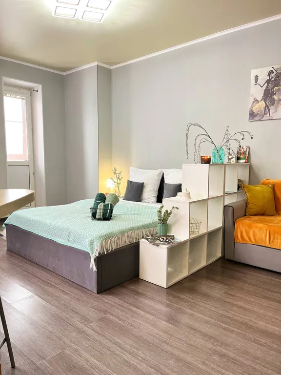 Новая уютная студия с видом на Волгу в центре