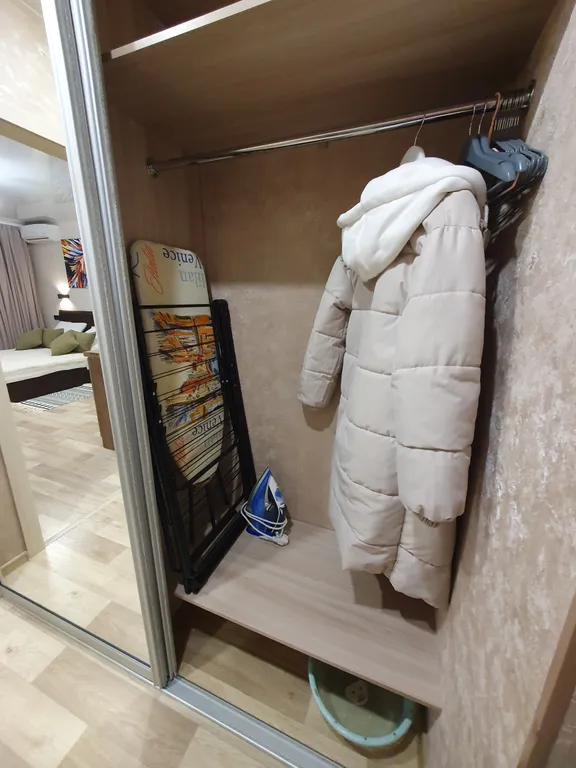 Современная студия с красивыми закатами в самом центре города