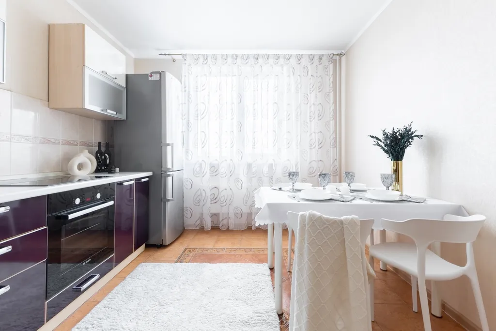 Квартира 4-комнатная Квартира — Казань