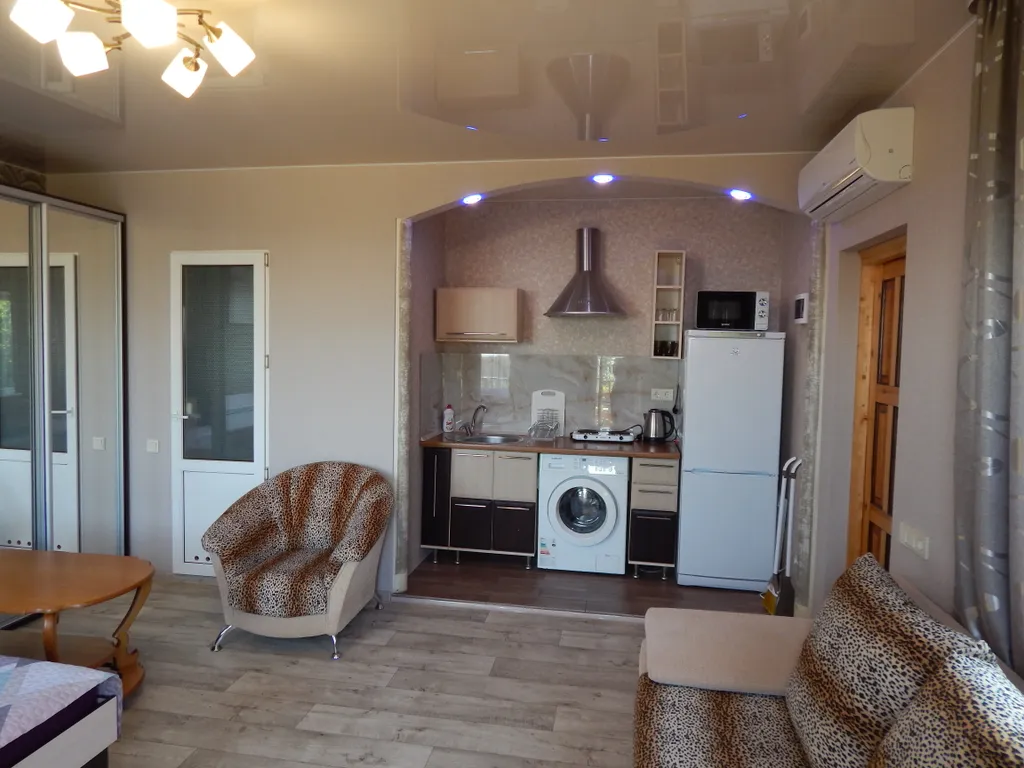 Уютный номер с видом на море