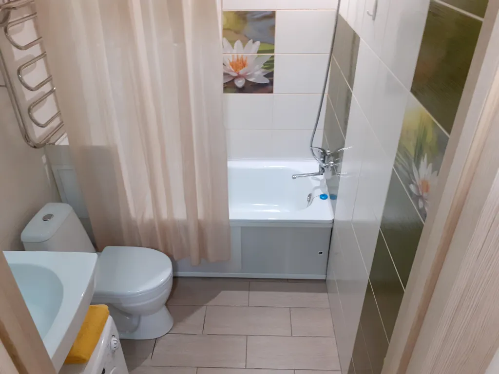 Свежая, чистая, небольшая студия для двоих