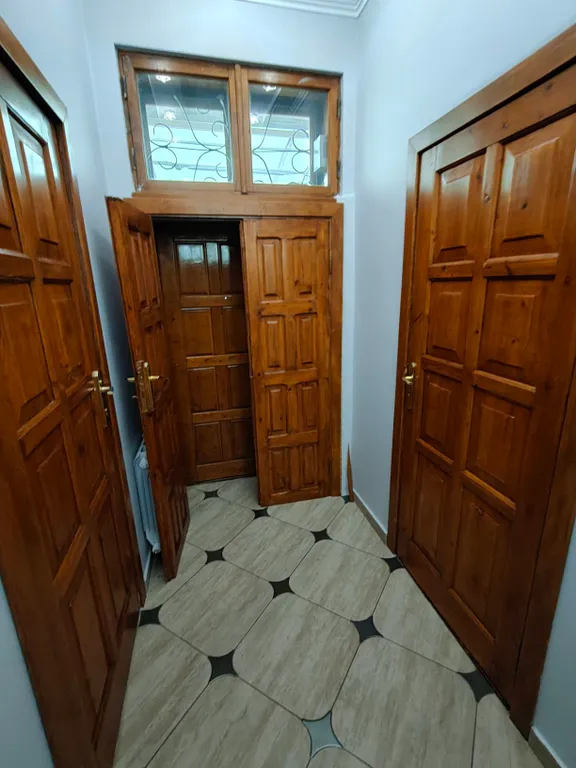 Частный дом с беседкой