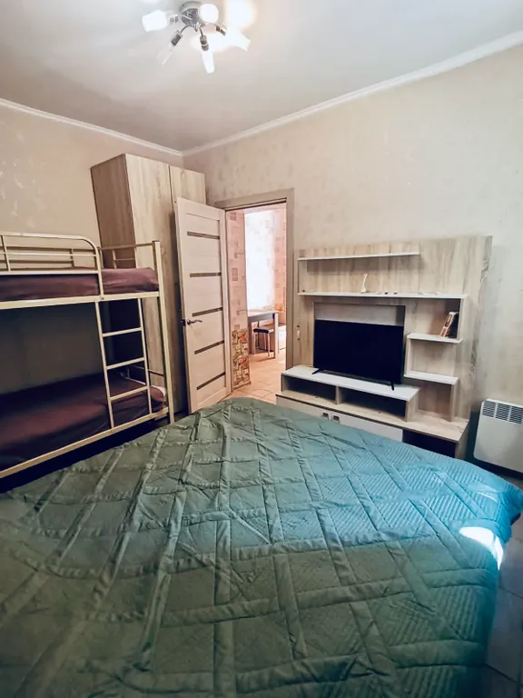 Квартира с отдельным входом и своим двориком