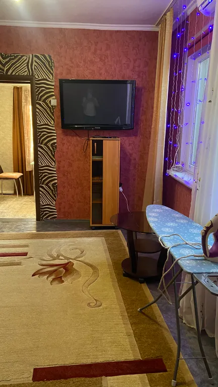 Полдома в центре города недалеко центр. рынок, удобный выезд в горы