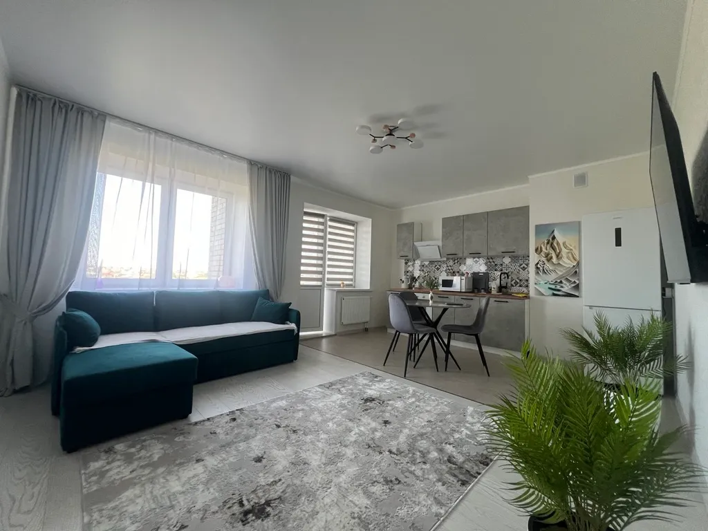 Уютная квартира в новом районе — аренда посуточно в Старый Оскол