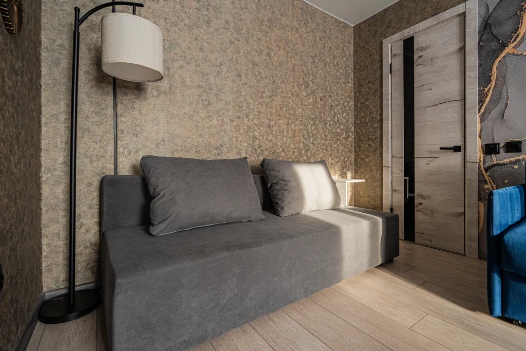 Красивая уютная двухкомнатная квартира с новым дизайнерским ремонтом