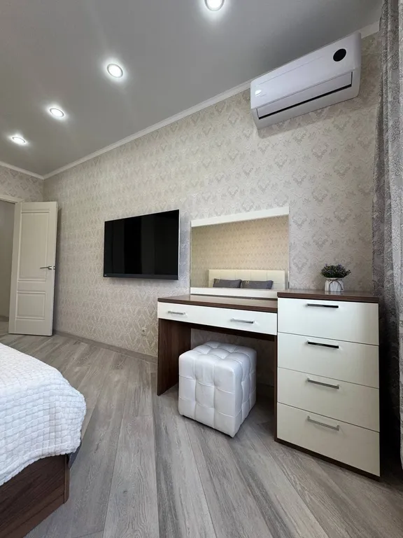 Квартира Шикарная двухкомнатная квартира с лоджией — Ростов-на-Дону