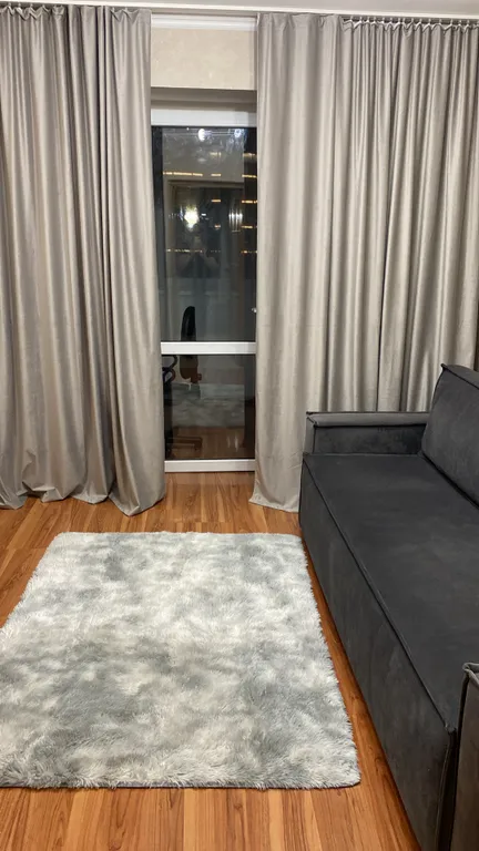 Трехкомнатная квартира в центре Небуга