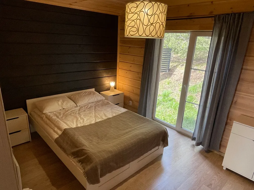 Дом с баней и бассейном