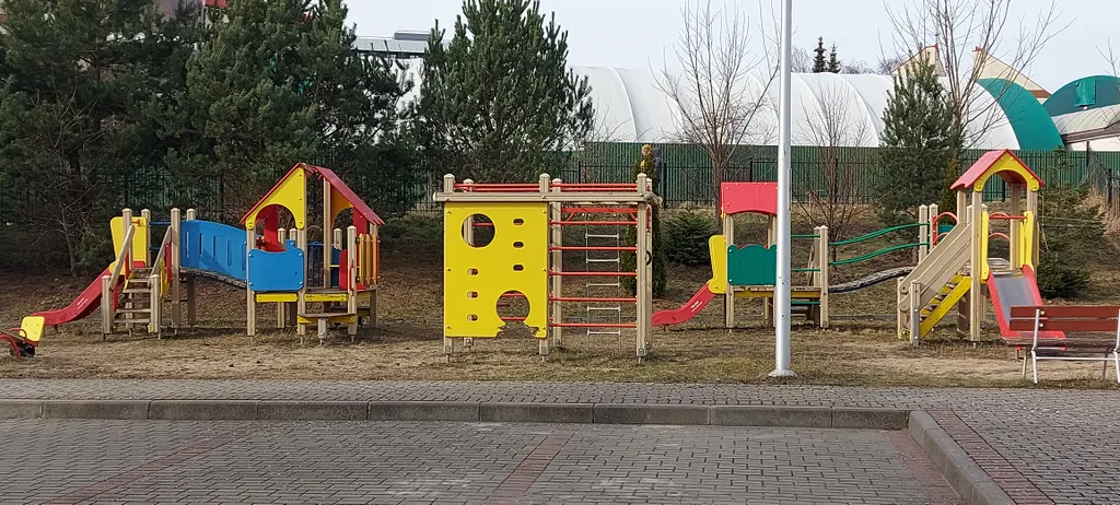 Уютная квартира в тихом районе, альпен парк 15 минут пешком до моря