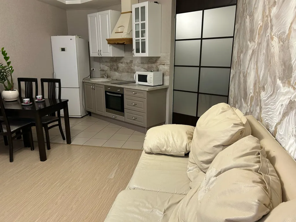 Шикарная 2х комнатная квартира у Театра