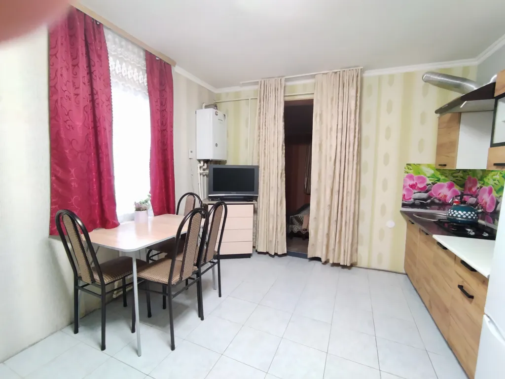 Уютный дом около парка