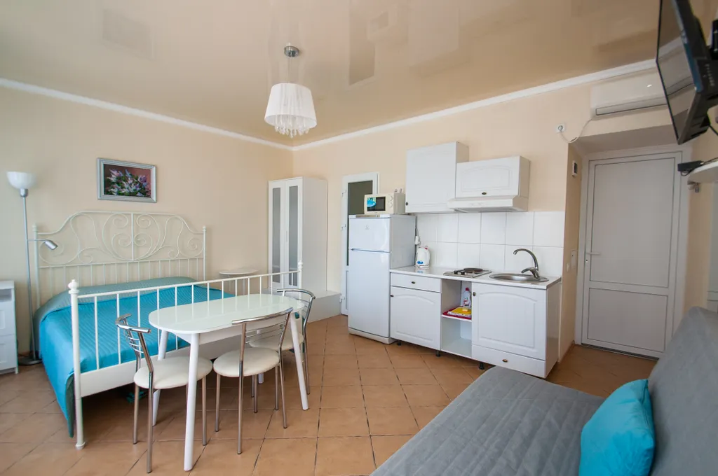 Студия с балконом астра 4