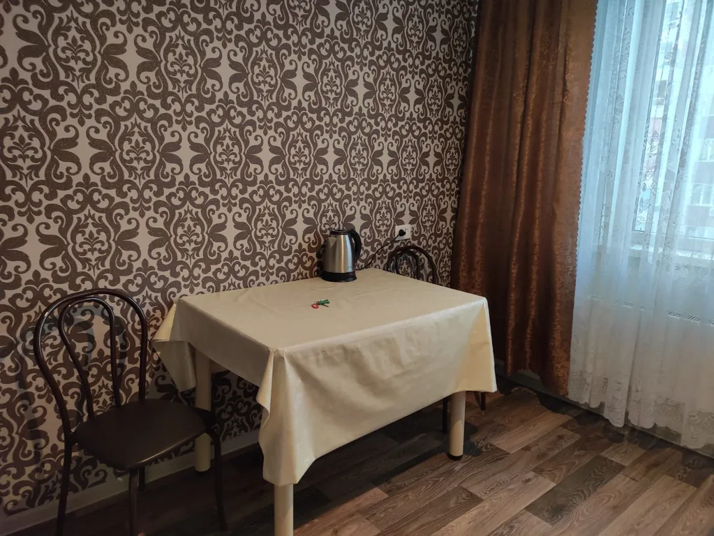 Квартира возле планеты