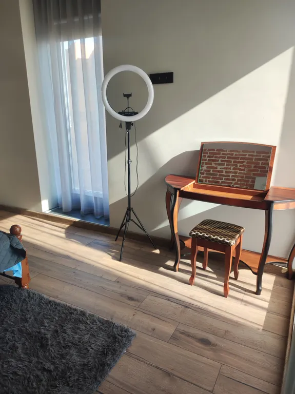 Апартаменты с видом на море, в элитном небоскрёбе, в центре города