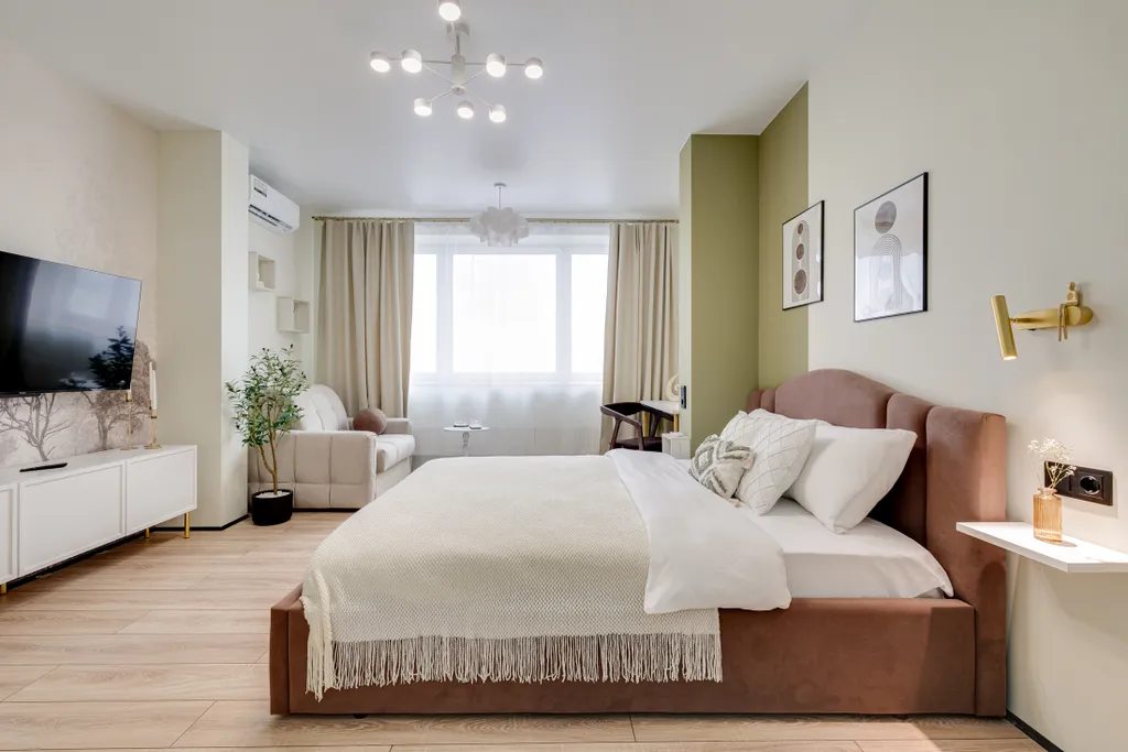 Студия на бульваре