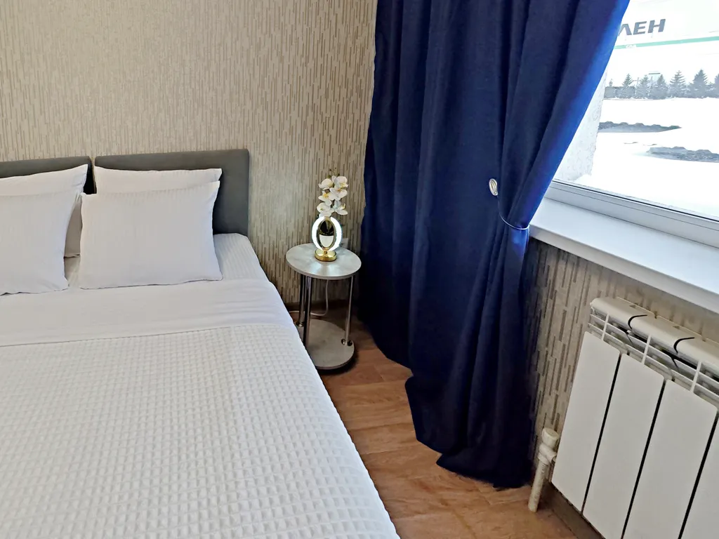 Квартира Двухкомнатная квартира рядом с ТЦ Мега — Самара