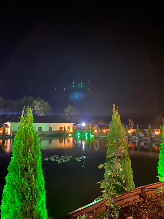 Коттедж Уютный дом с видом на озеро — аренда посуточно в Рыбное