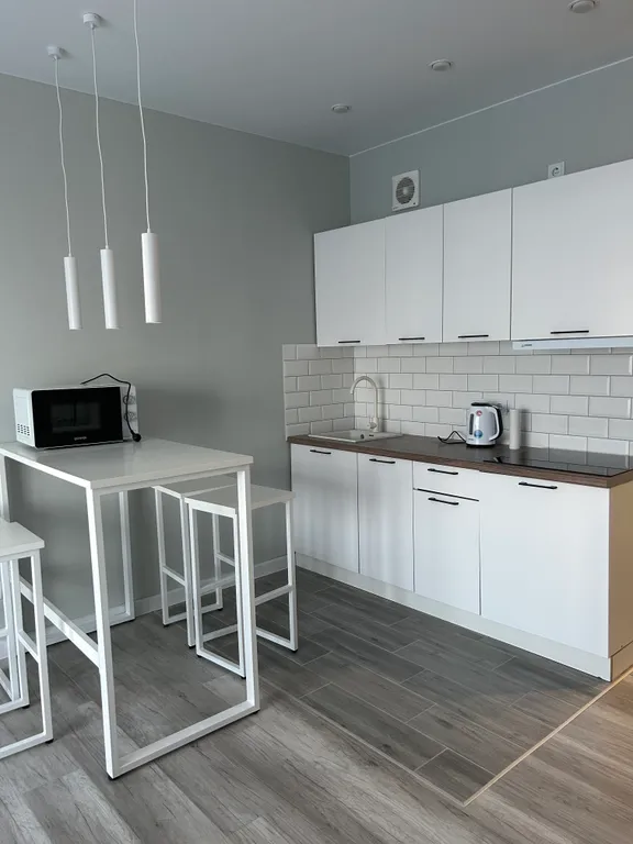 Комфортабельная квартира-студия с видом на город