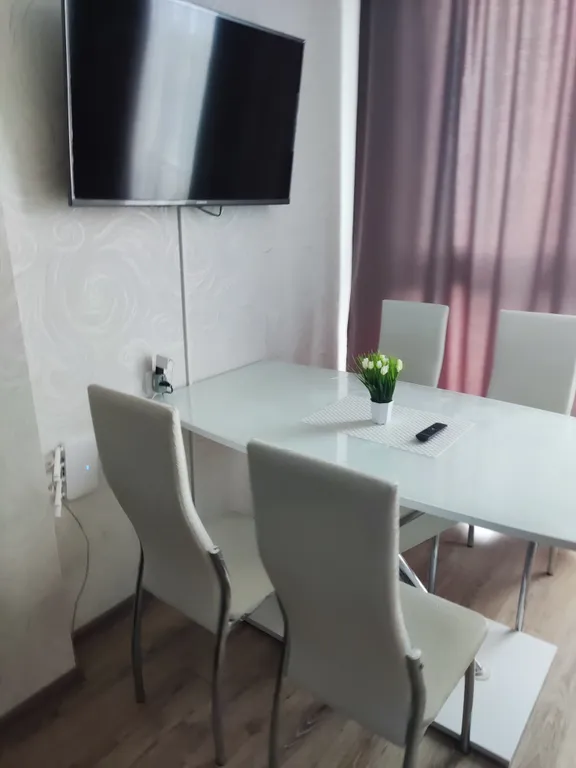 Тёплая Весна