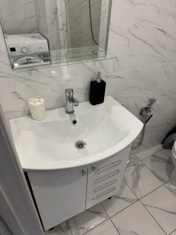 Просторная светлая квартира рядом с морем