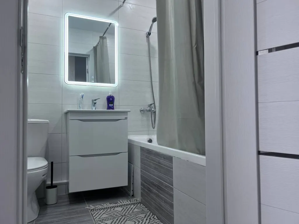 Уютная, светлая квартира с ремонтом