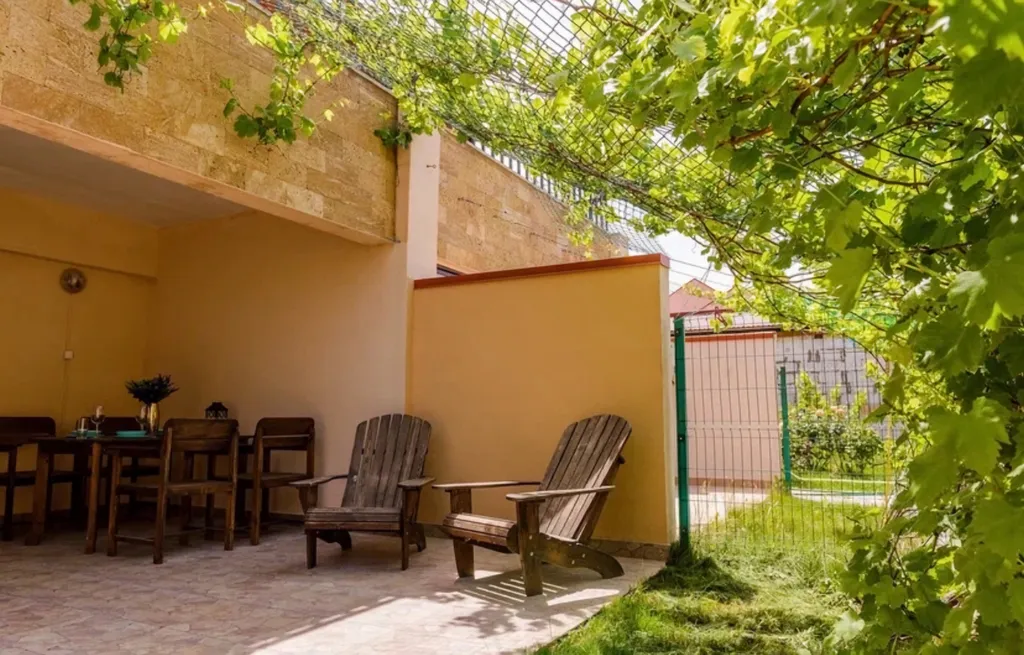 Двухкомнатные апартаменты с террасой