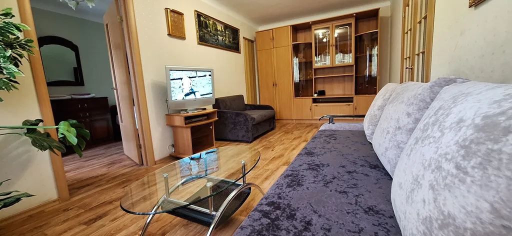 Чистая и уютная 2-комнатная квартира недалеко от ЖД вокзала