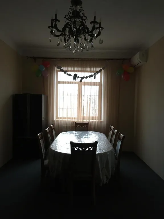 8-комнатный Дом