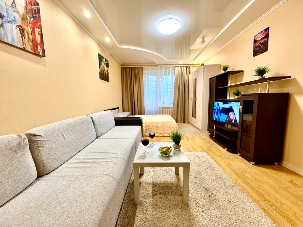 Уютная двушка в центре рядом с набережной реки Волга