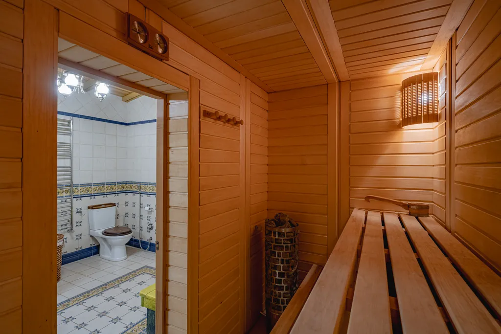 Красивый дом Азазель с сауной и с видом на море и горы