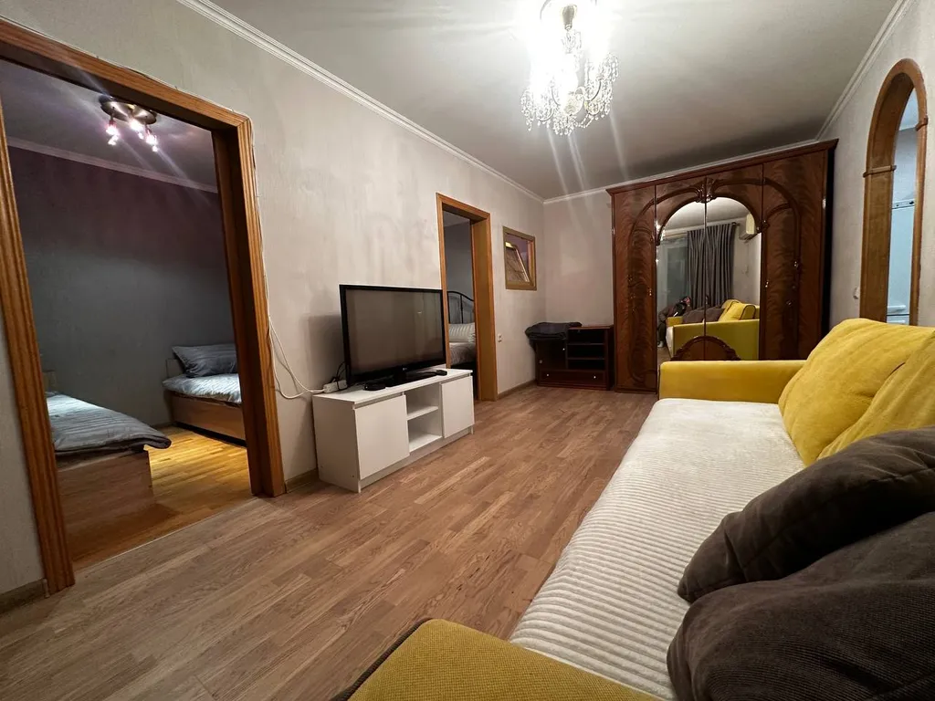 Квартира Квартира для 6 гостей · раздельное размещение · 2–3 комнаты · м. 1905 — Москва