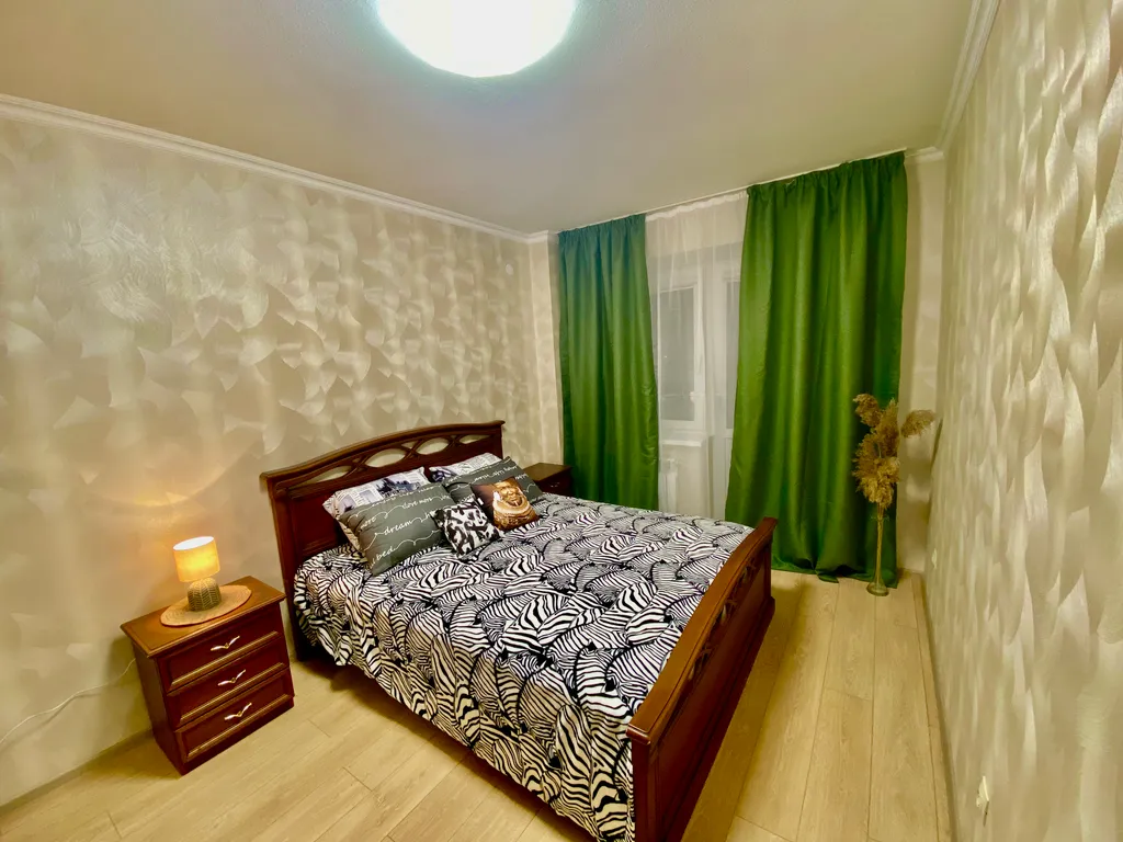 Уютная трёшка возле областной больницы