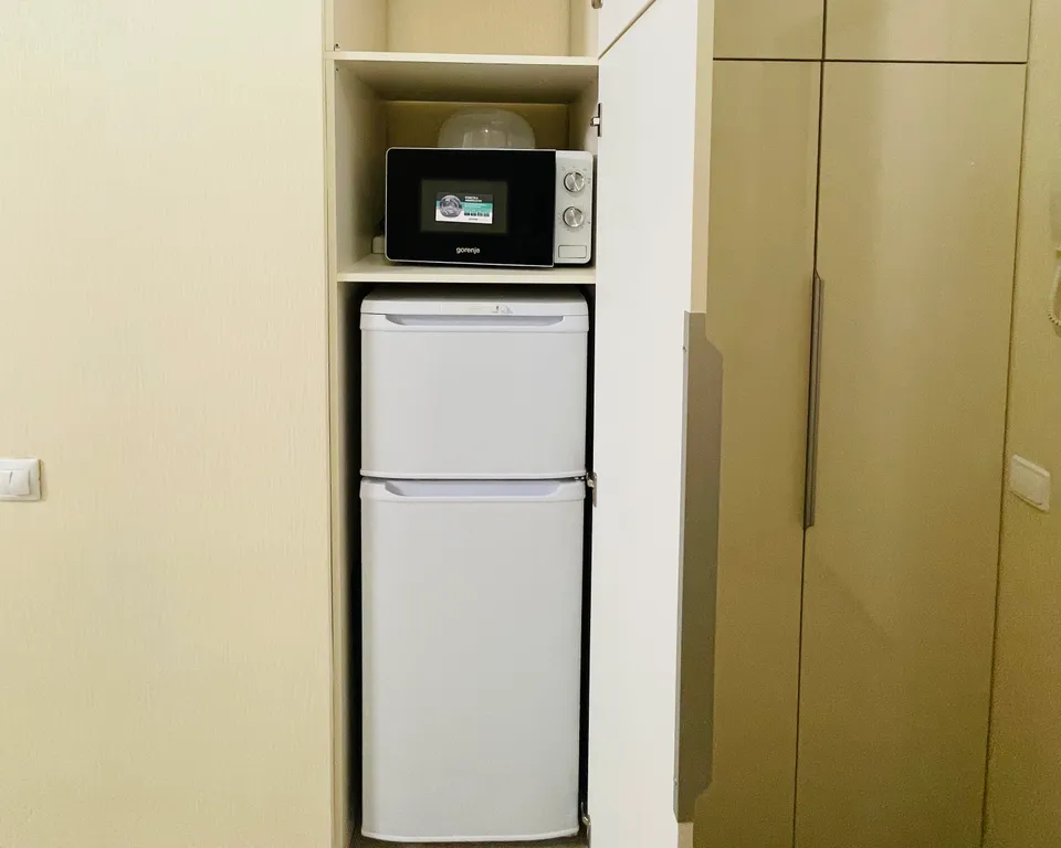 Уютная большая студия с балконом