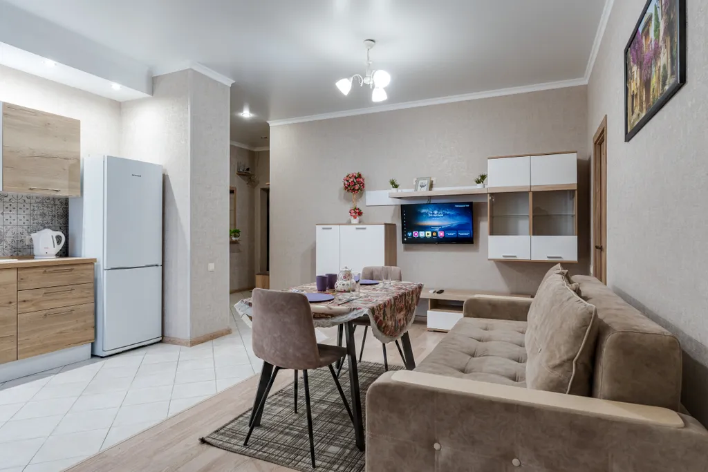 Двушка в центре до 6 человек отчетные документы, ориентир башня париж