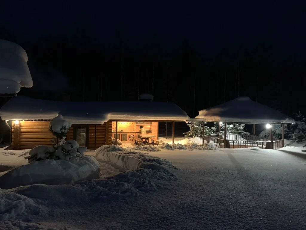 Дом за озером