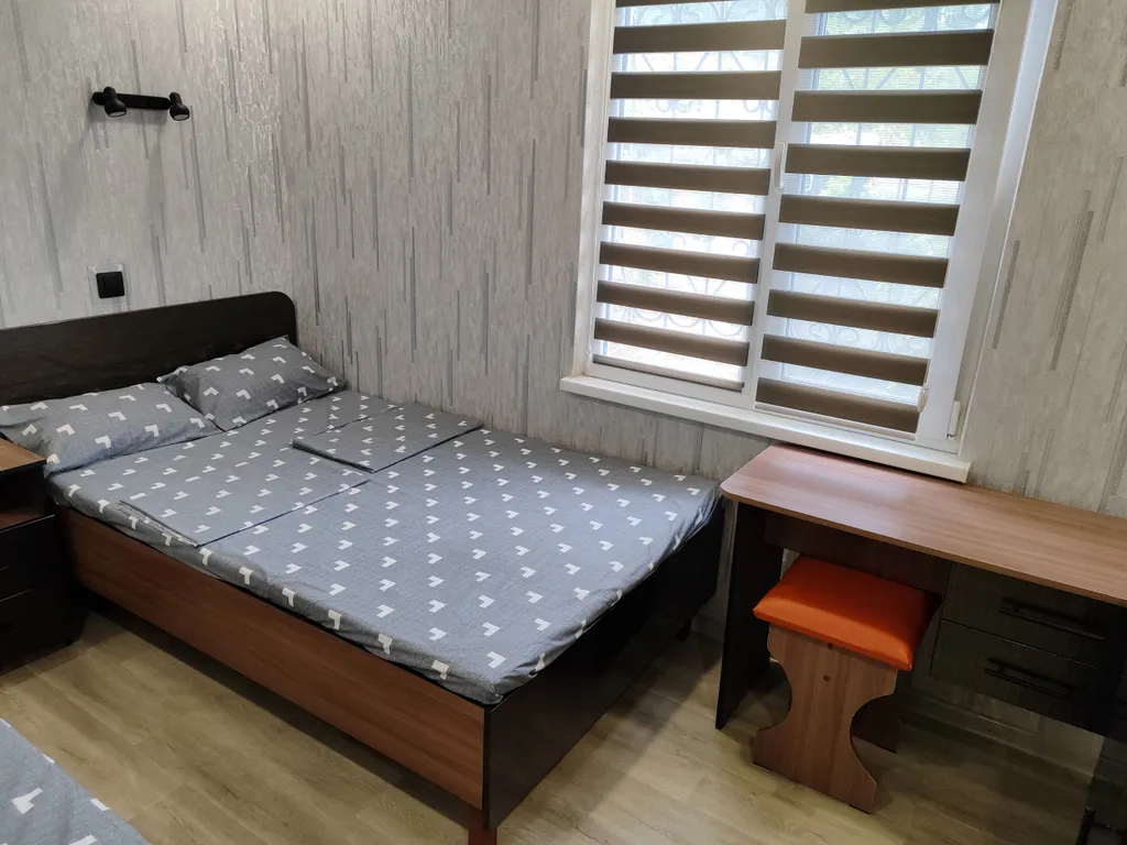 Коттедж Коттедж Уютная и комфортная двухкомнатная квартира — Евпатория