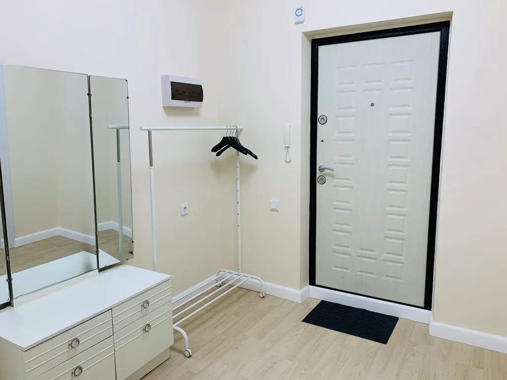 Светлая однокомнатная видовая квартира