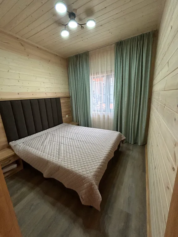 Коттедж с бассейном и сауной