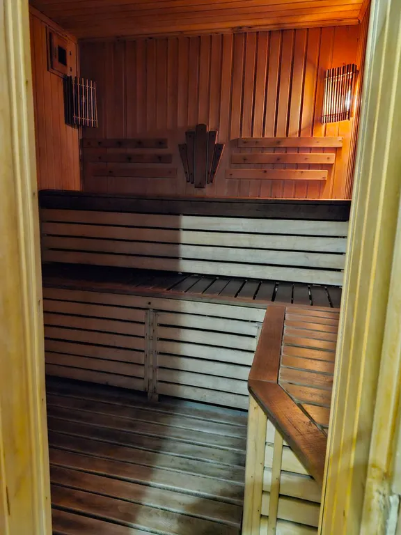 Дом посуточно с бассейном