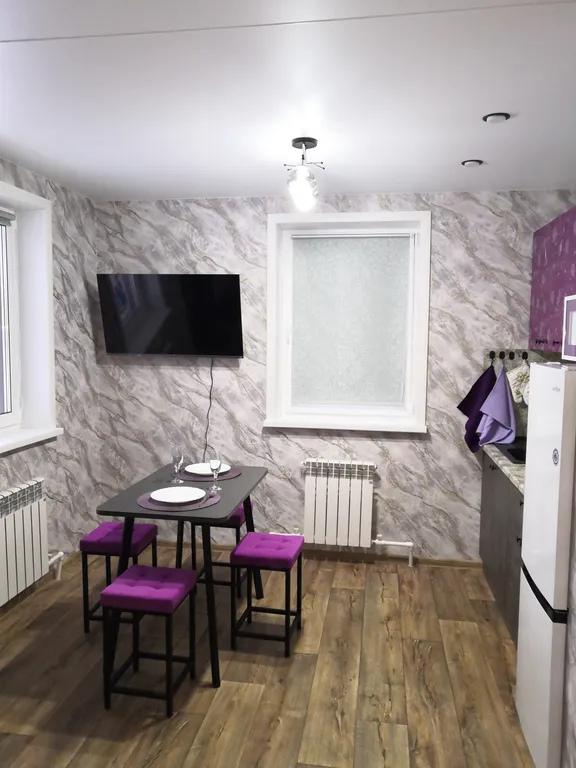 Уютный домик около озера