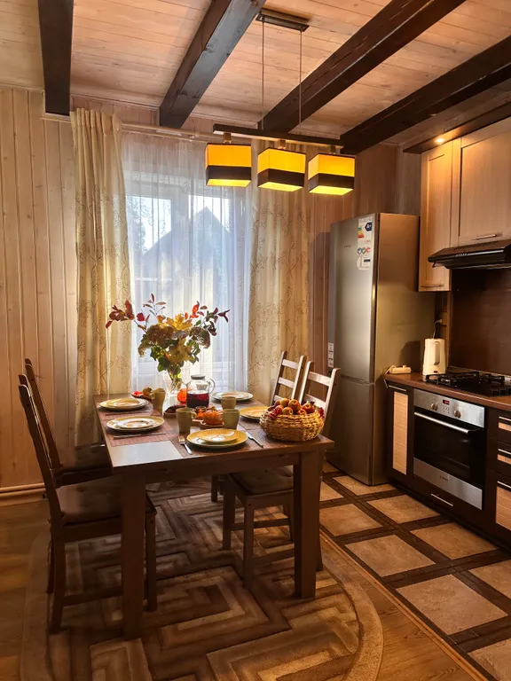 Загородный дом с баней и беседкой