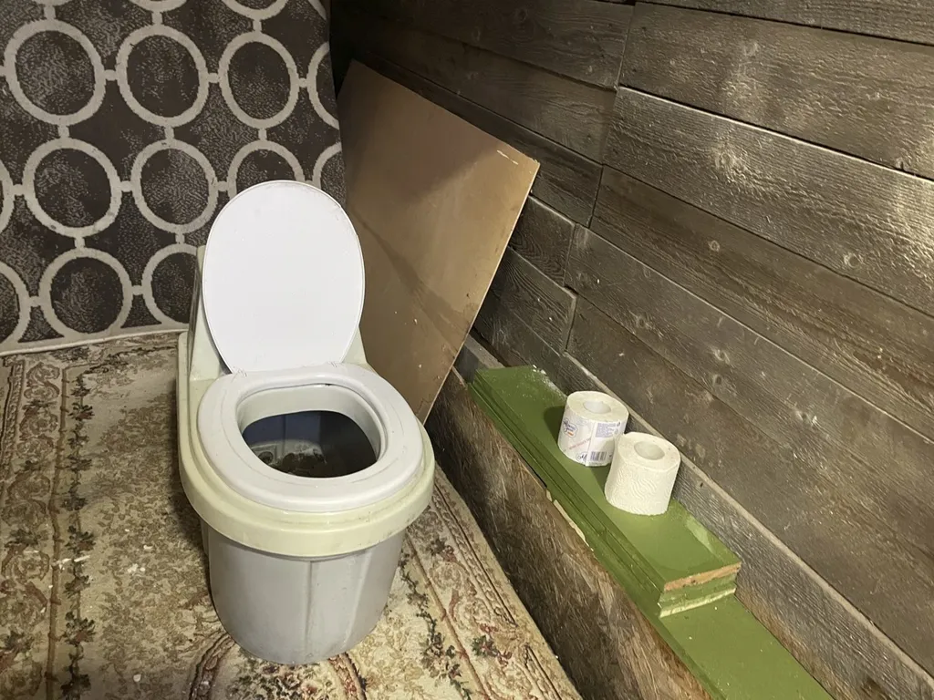 Квартира Уютная мансарда в деревне на оздоровительной базе отдыха "Ребовичи" — Лодейное Поле