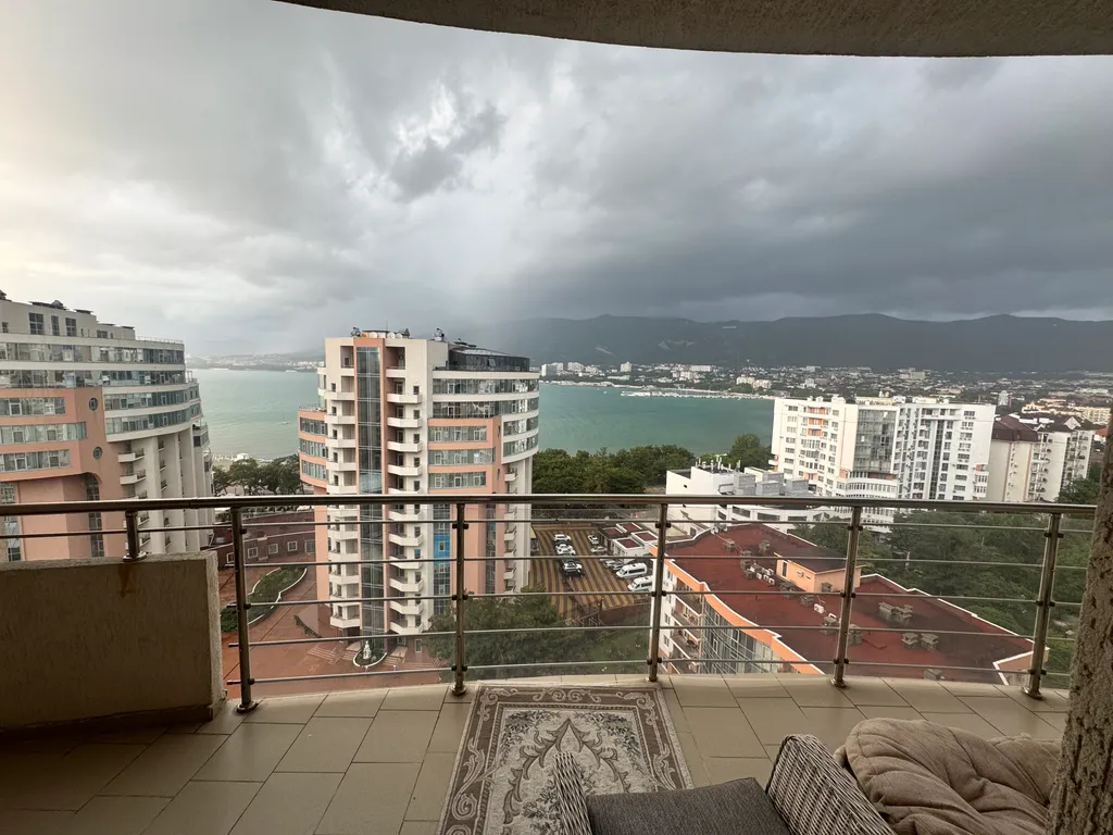 Просторная евродвушка в доме бизнес-класса