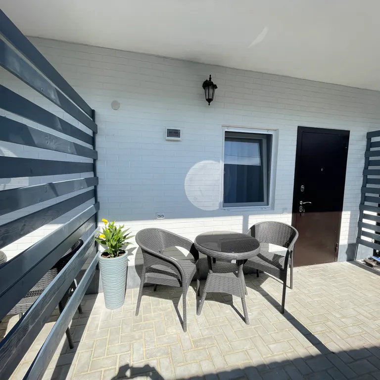 Уютный, просторный номер с общей кухней