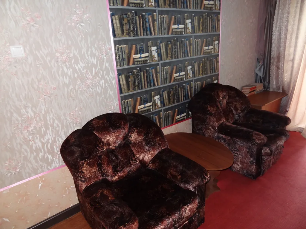 Большая функциональная квартира у вокзала, Звёздный