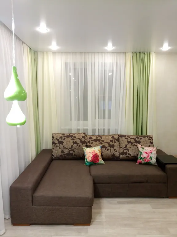 Апартаменты 40 м  с уютным балконом.