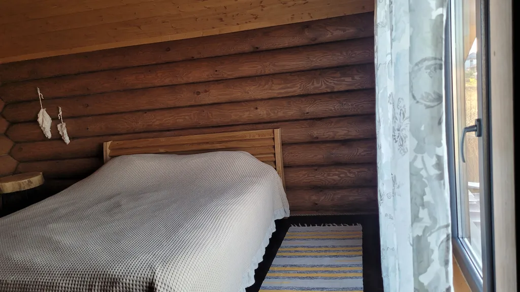 Атмосферное место, дом и баня